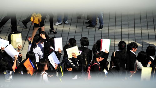 初中畢業后的多元職業路徑 技能培訓與就業前景